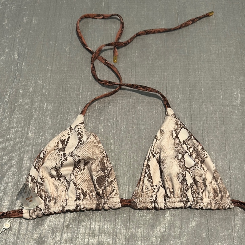 PQ Swim Reversible Brown Reptile Print Bikini Top - Picture 6 of 8